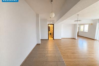 Apartament 3 camere openspace, Semiluna Plopilor - 1