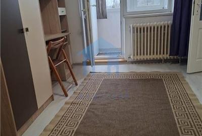 Garsonieră decomandată în Grigorescu