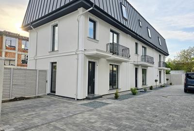 Casa Otopeni in triplex modern, pozitie excelenta, toate utilitatile - 1