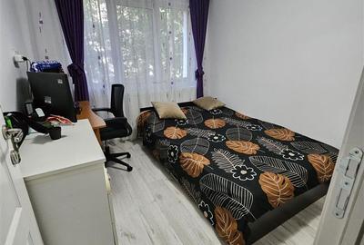 Exclusiv ! Apartament 2 camere Tractorul etajul 1 - 12