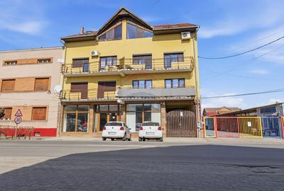 Apartament cu 3 camere pe două niveluri - 1