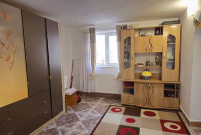 Casa cu 818mp teren si garaj 87 mp la strada ! - 4