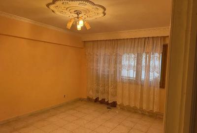 Apartament cu 2 camere decomandat în Apollo