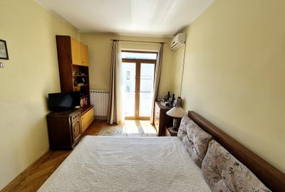 Piata Ovidiu-Comandamentul Marinei-apartament cu farmec aparte si vedere la mare - 4