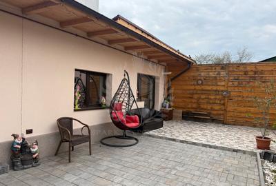 Casa noua de inchiriat, curte (zona relaxare), zona AFI Ploiesti - 1