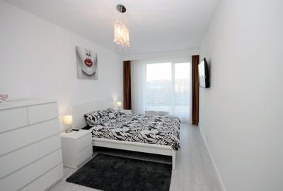 Apartament cu 2 camere semidecomandat, mobilat în Mărăști