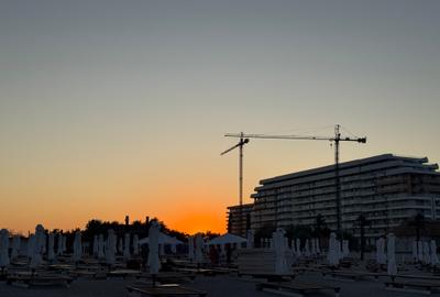 MAMAIA NORD | Vedere Laterala la mare | Bloc Finalizat - 8