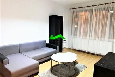 Apartament cu 3 camere decomandat, mobilat în Central
