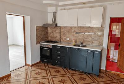 Casa 8 camere mobilata si utilata RASNOV - 23