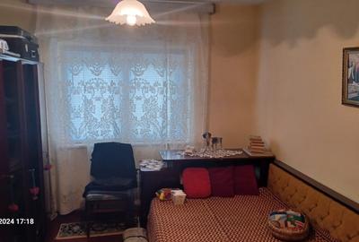 Urziceni Casa de vanzare cu garaj str.Regiei nr.13 teren 568 mp locuinta 109 mp - 5