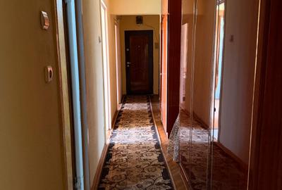 Vand ap 4 camere la pret de 3 camere -zona Micalaca-Miorita - 8
