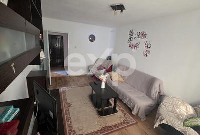 Vanzare apartament 2 camere Trivale - 2