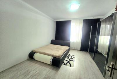 Casă de vanzare- cu spatiu comercial si 7.773  teren - 3