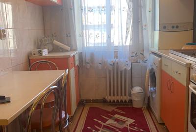 Apartament 2 camere  zona  Cetate - 3