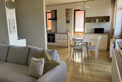Apartament cu 3 camere semidecomandat, mobilat în Baciu