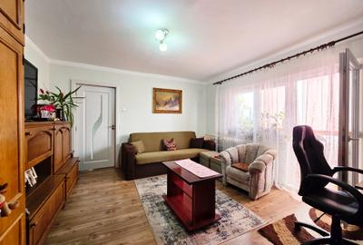 Apartament 2 camere amenajat, etaj 3, bloc reabilitat - Micalaca - 1