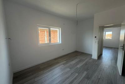 Duplex Mosnita 4 camere 2 bai Asfalt Toate utilitatile - 8