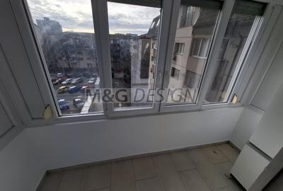 Aradului, 3 camere decomandat, 2 bai - 13