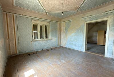 Casă 4 camere, Teren 1955 mp Str. Vezendiului Nr. 366 - Loc. Petrești, Satu Mare - 10