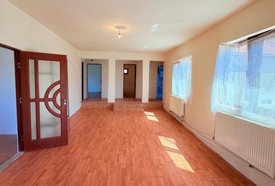Vand casa in Paleu, Jud Bihor! 3 camere, living mare, garaj dublu. Teren 711 mp. - 1