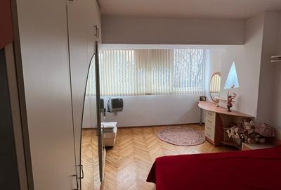 Apartament cu 4 camere semidecomandat în Mănăștur