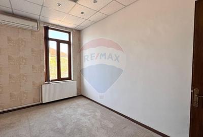 Vila de vanzare in zona peninsulara Constanta - 23