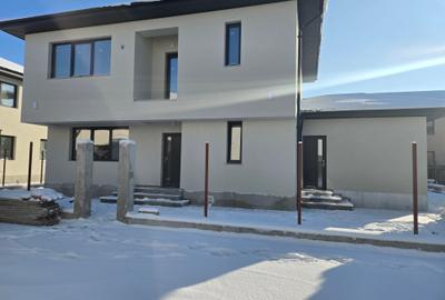 Casă cu 5 camere în Sud