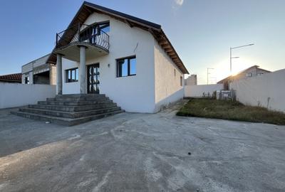 Exclusivitate! vila moderna P+M, 5 camere, Valu lui Traian! - 1