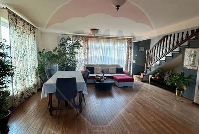 Casă | Vilă insiruita | Inchiriere| 5 camere - 3