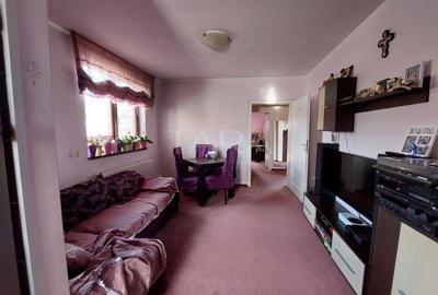 APARTAMENT IN VILA, 4 camere si terasa, Floresti central. - 1