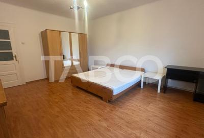 Apartament 105 mpu cu curte  la casa 3 camere zona Tiglari Sibiu - 1