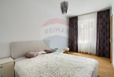 Apartament cu 2 camere semidecomandat, mobilat în Ultracentral