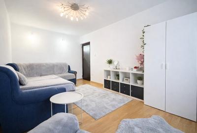 Apartament cu 3 camere decomandat, mobilat în Moara de foc