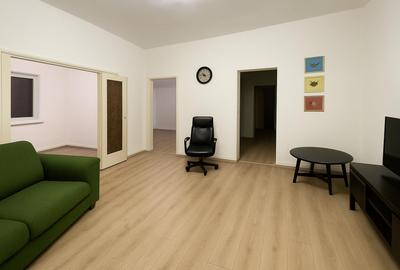 Inchiriere apartament cu 3 camere CA Rosetti - 1