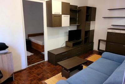Apartament cu 2 camere semidecomandat, mobilat în Valea Rosie