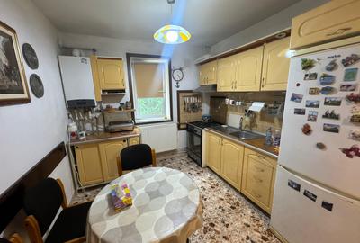 Centru - 2 camere - Centrala - Magazie - Curte - 1