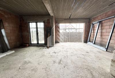 Duplex cu 4 camere, bucatarie separata, toate utilitatile, la asfalt. - 1