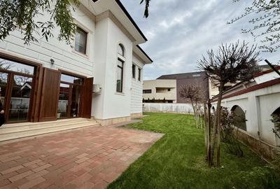 Grădină generoasă, intimitate și confort - 3