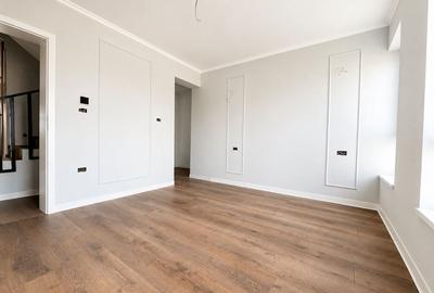 Duplex despartit 4 camere + 2 bai 92 utili / 273 teren - 7