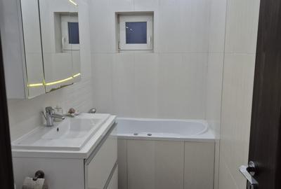 Ap. 3 camere , dec omandat , centrala pe gaz -Torontalului - 4