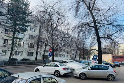 Apartament spațios TITAN,  proximitate metrou 1 Dec,  str.Steriadi - 2