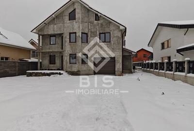 Casă individuală cu 6 camere în Vest