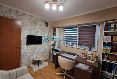 Royal Imobiliare - Vanzare apartament 4 camere zona Piata Mihai Viteazu - 14