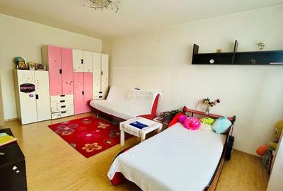 2 camere ~ bloc 1980 ~ Decomandat  ~ 54mp - 1