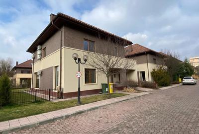 Individual villa | complex with swimming pool and tennis court | Iancu Nicolae - 28