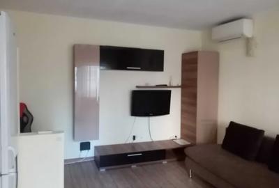 Apartament cu 2 camere decomandat în Nerva Traian