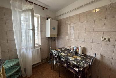 3 cam, 71 mp, et.8, fara imbunatatiri, lift modernizat, zona Zahana - 9