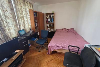 Dristor, 5 minute metrou, pe Complexului, 2 grupuri sanitare, farmacia Tei - 7