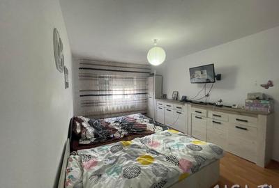 Apartament 3 Camere, Etaj 4, Strada 23 August - 2