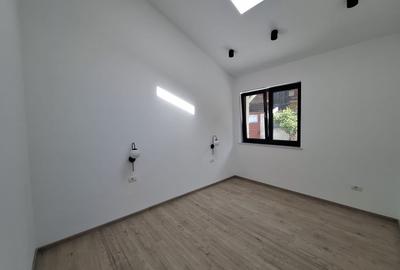 Apartament 2 camere in Vila , Centrala Proprie , Totul Nou L354 - 3